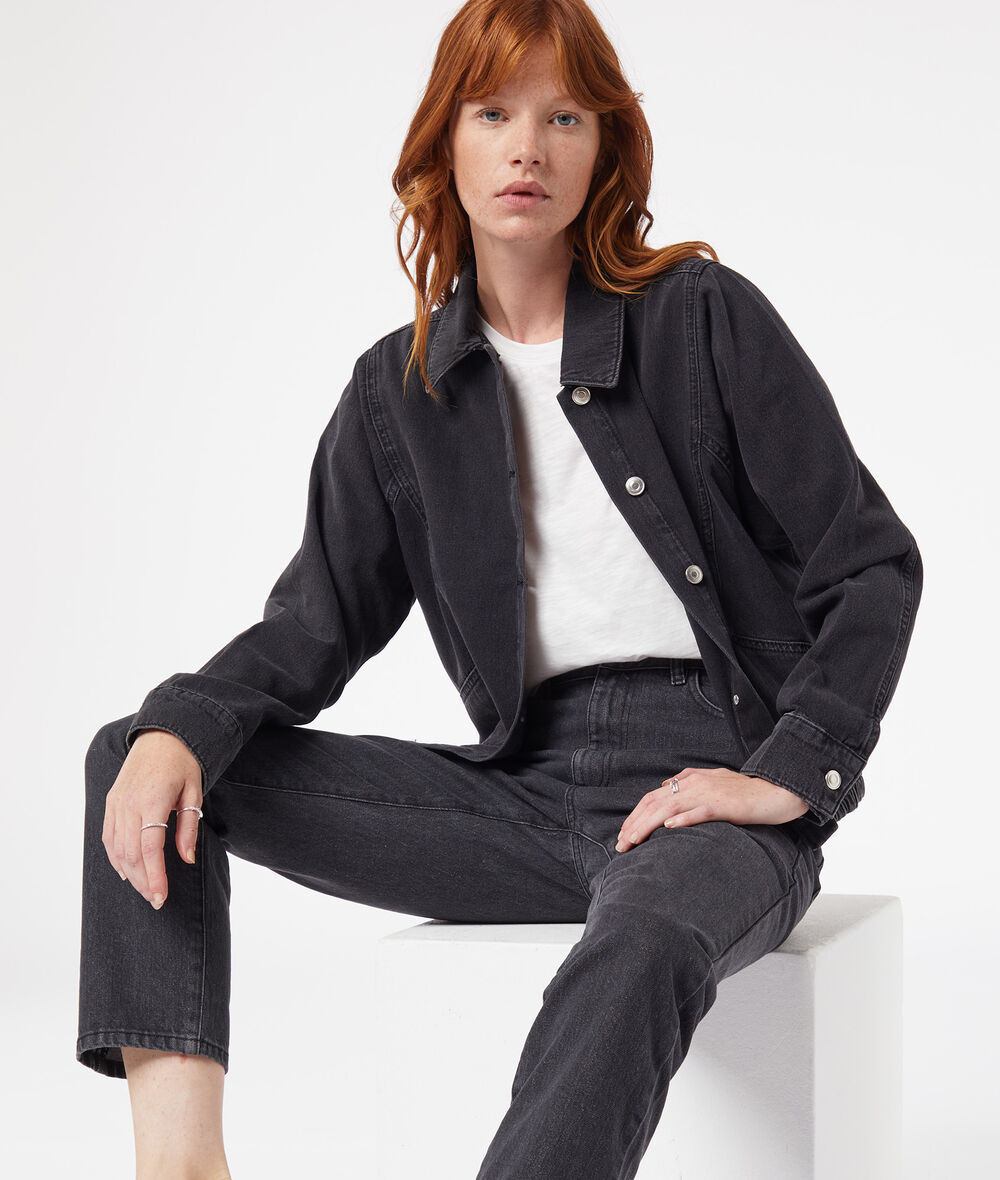 Straight cut jeans;${refinementColor}