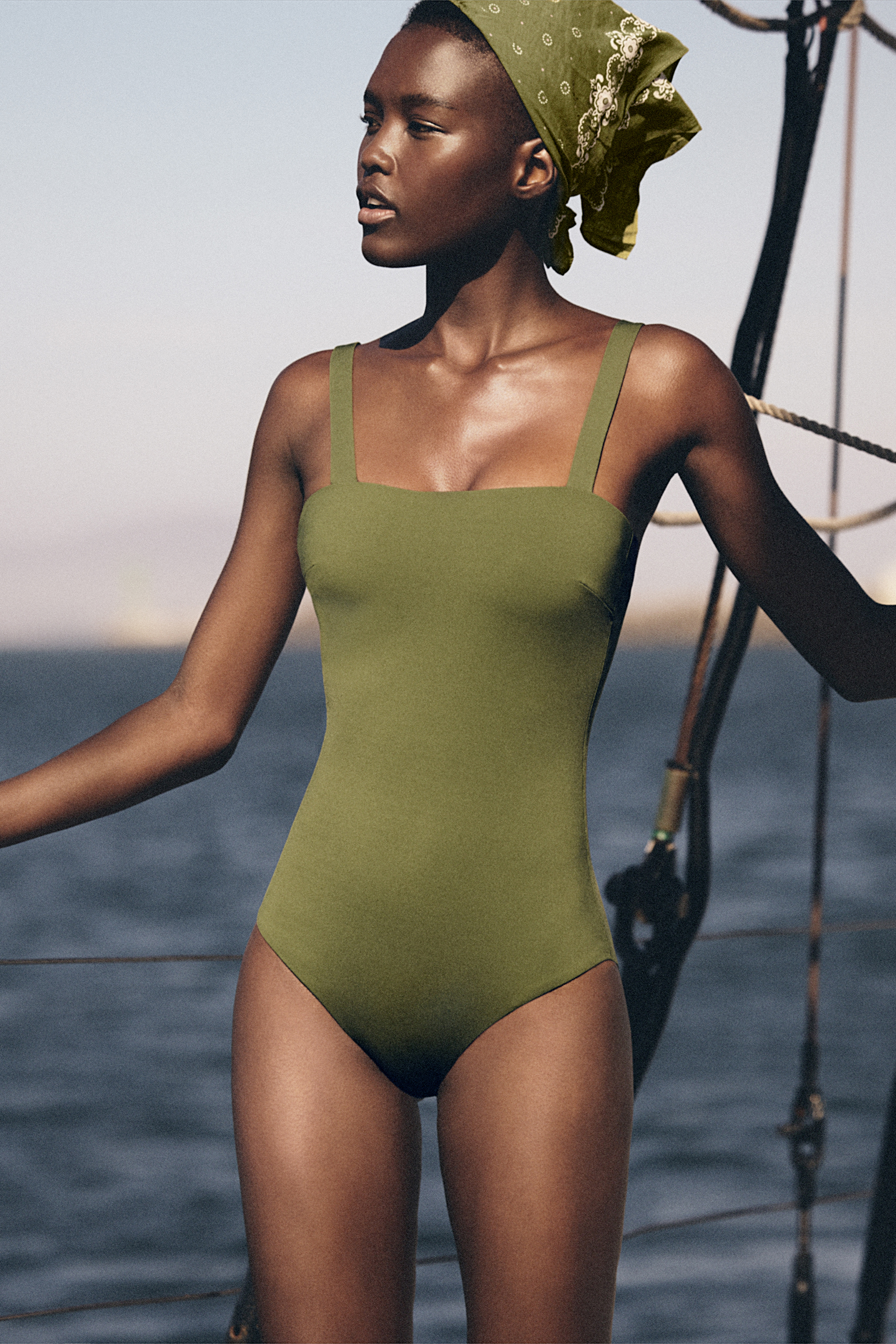 【THE MOZZ】Colleen Nylon String One Piece Jantzen 298001 Solids Surplice One-Piece with Tummy Control